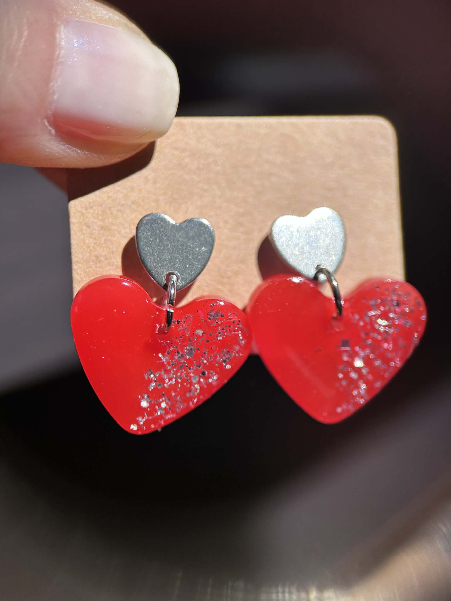 Boucles d'oreilles double cœur en résine - bijoux femme