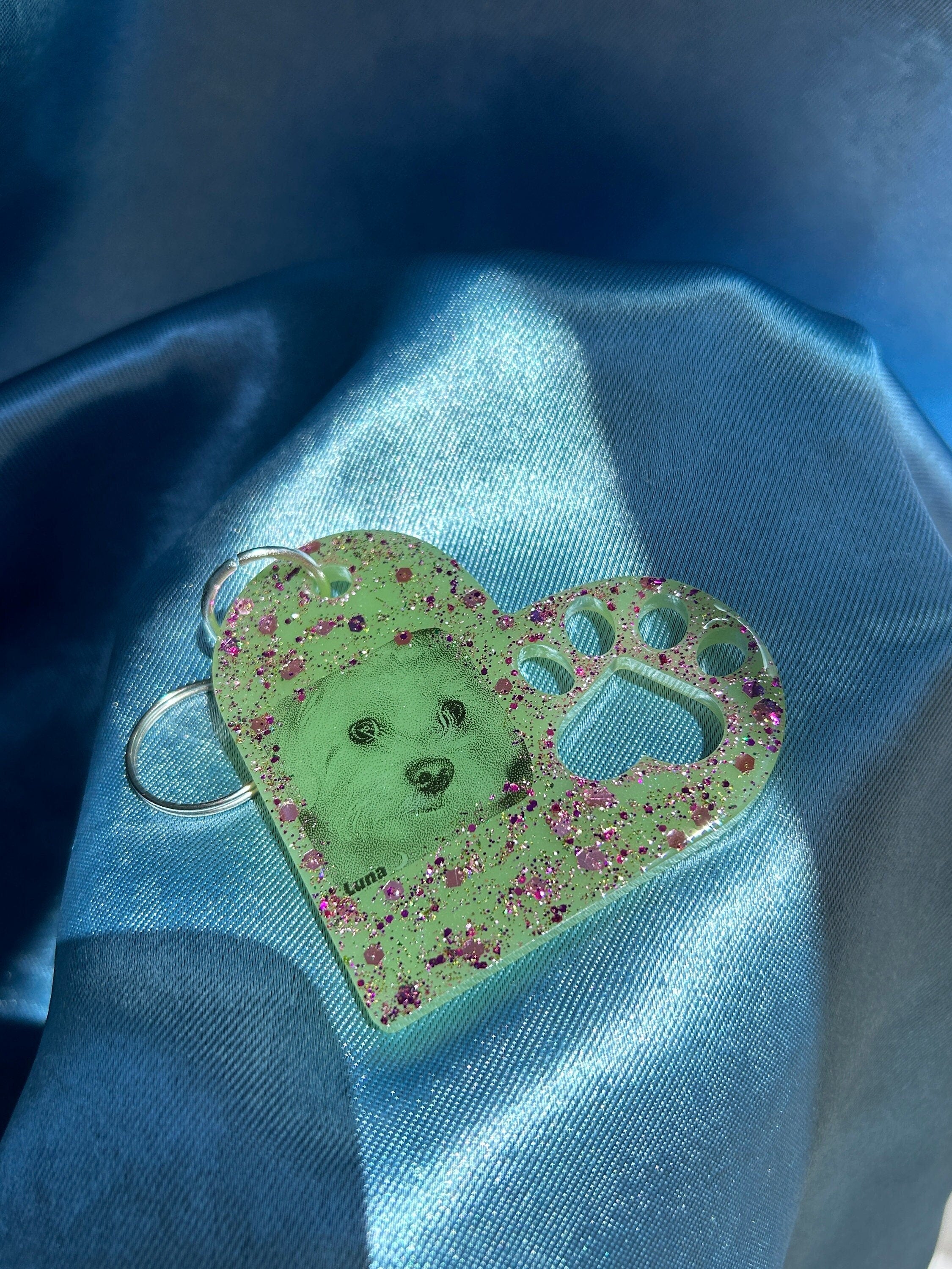 Portachiavi in resina zampa di cane e cuore con zampa - personalizzato con nome e foto