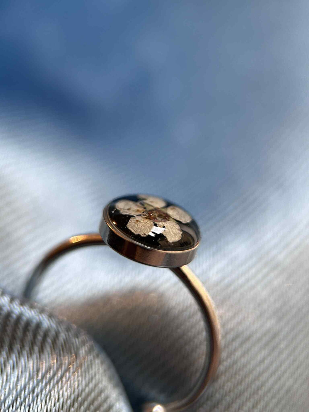 Bague argenté ajustable avec fleurs sechées - bijoux femme