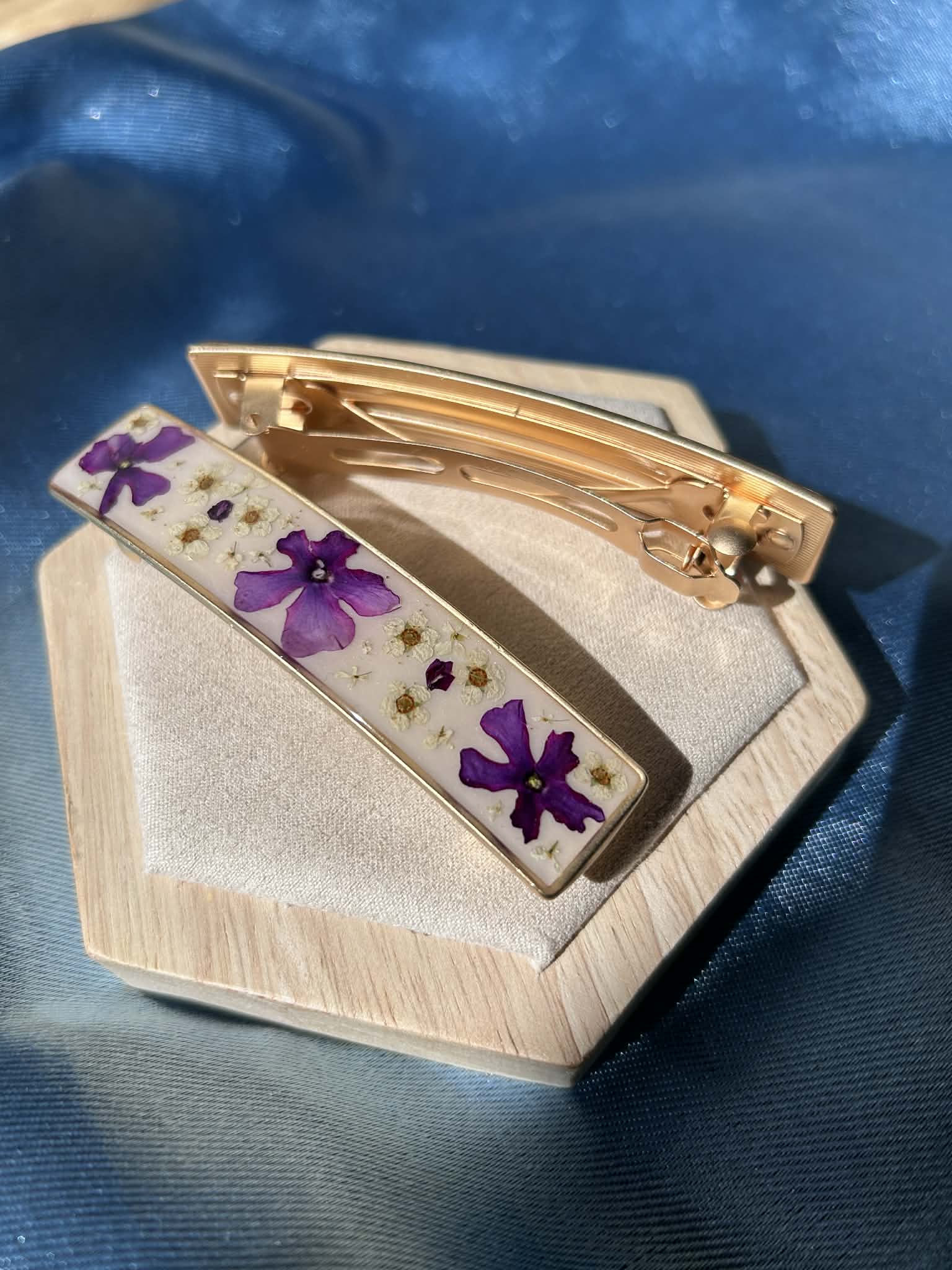 Barrette à cheveux avec fleurs naturelles séchées - accessoires coiffure