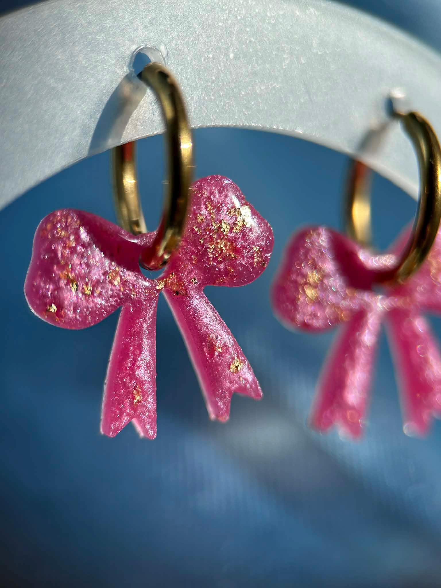 Boucles d'oreilles créoles et pampilles nœud
