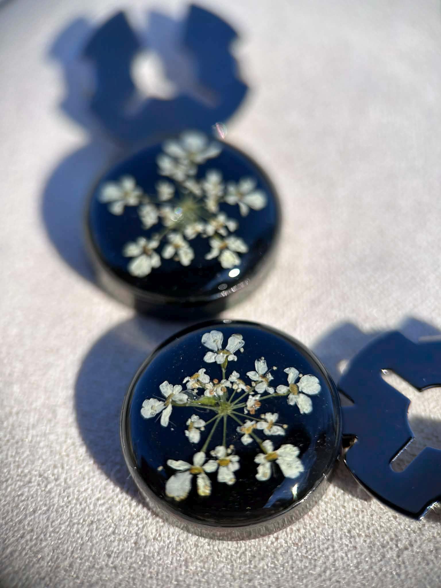 Boutons de manchettes - accessoire chemise femme - fleurs séchées