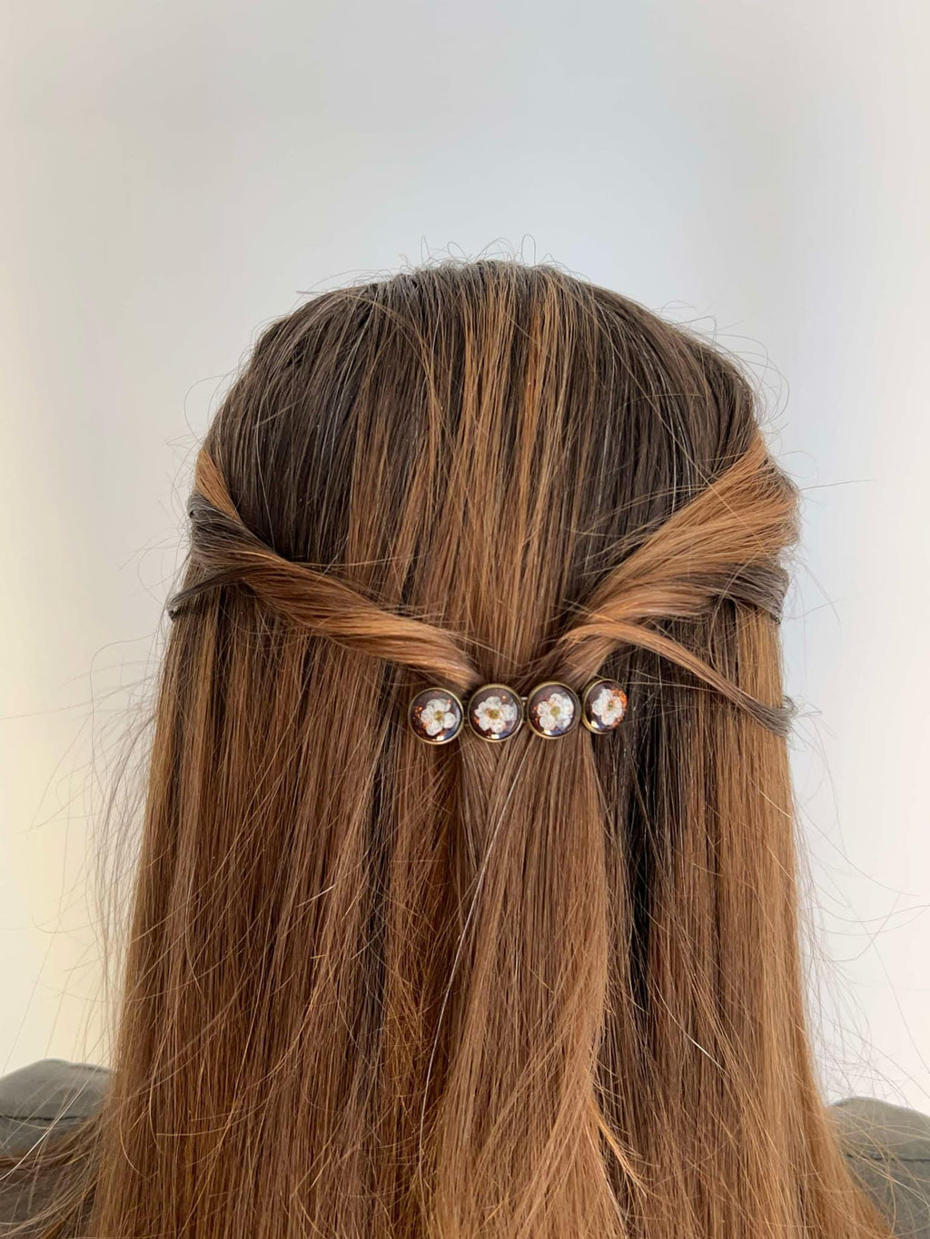 Pinces à cheveux style vintage en résine et fleurs séchées