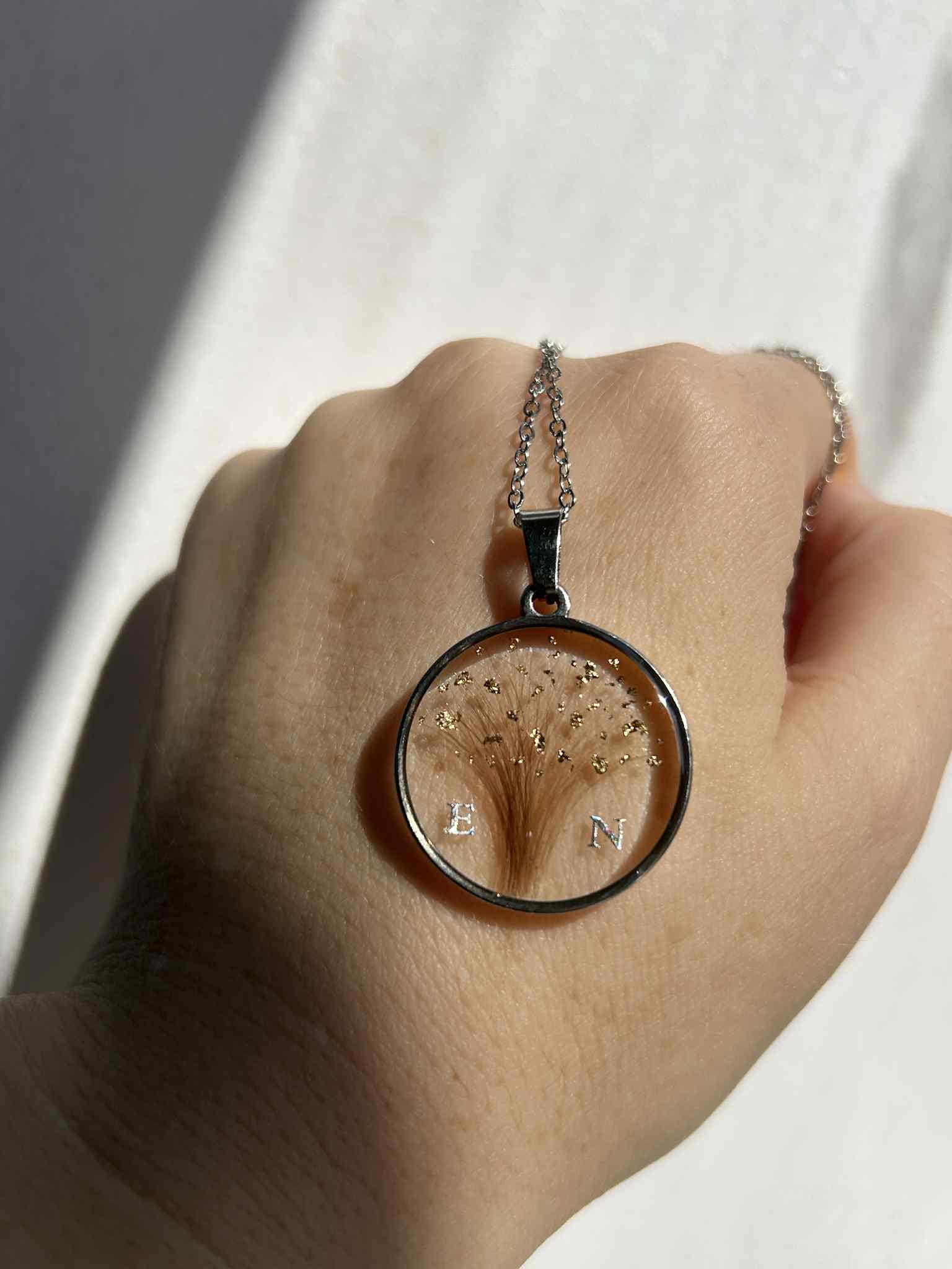 Bijoux souvenir « Arbre de vie », pendentif avec des cheveux bébé, dent, poils de chien. Collier souvenir arbre à cheveux et lettre, nom