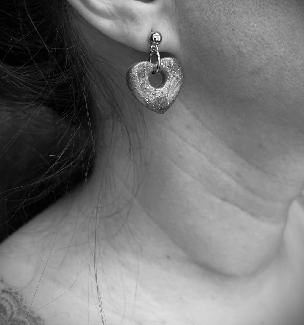 Boucles d'oreilles pendantes en forme de cœur