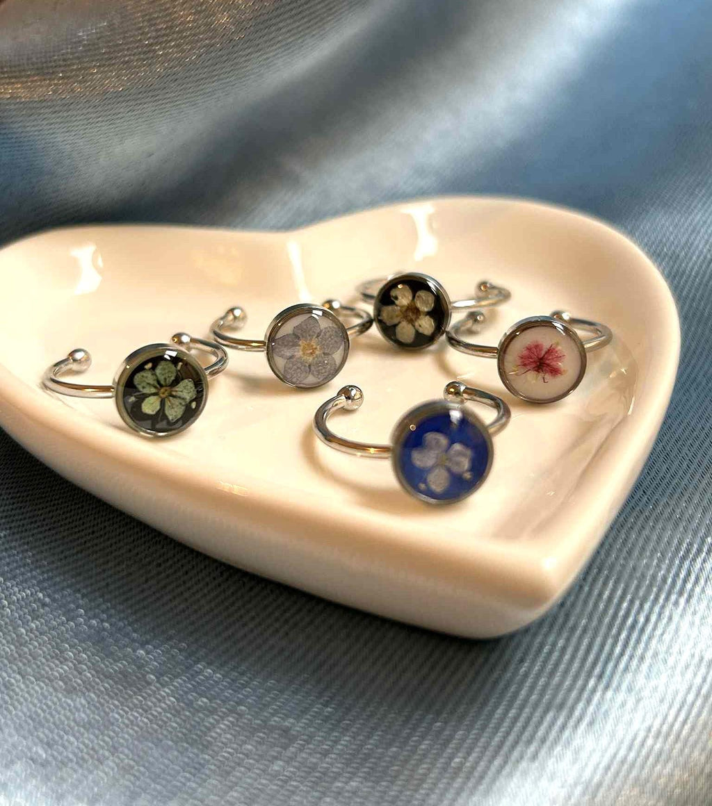 Bague argenté ajustable avec fleurs sechées - bijoux femme
