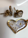 Parure de bijoux en forme de cœur, clous d'oreille et collier - myosotis