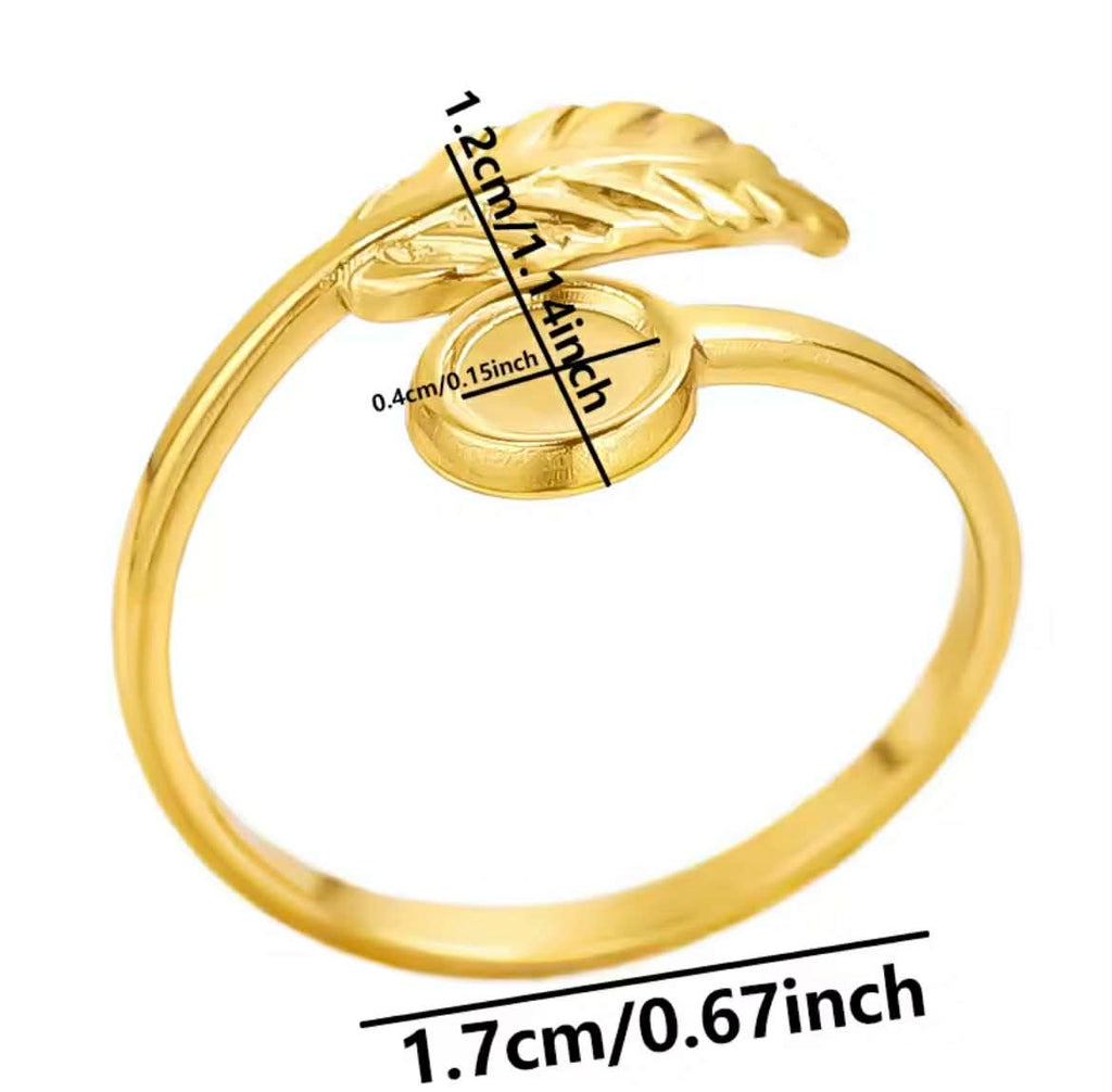Bague doré ajustable avec petite fleur séchée - feuille doré