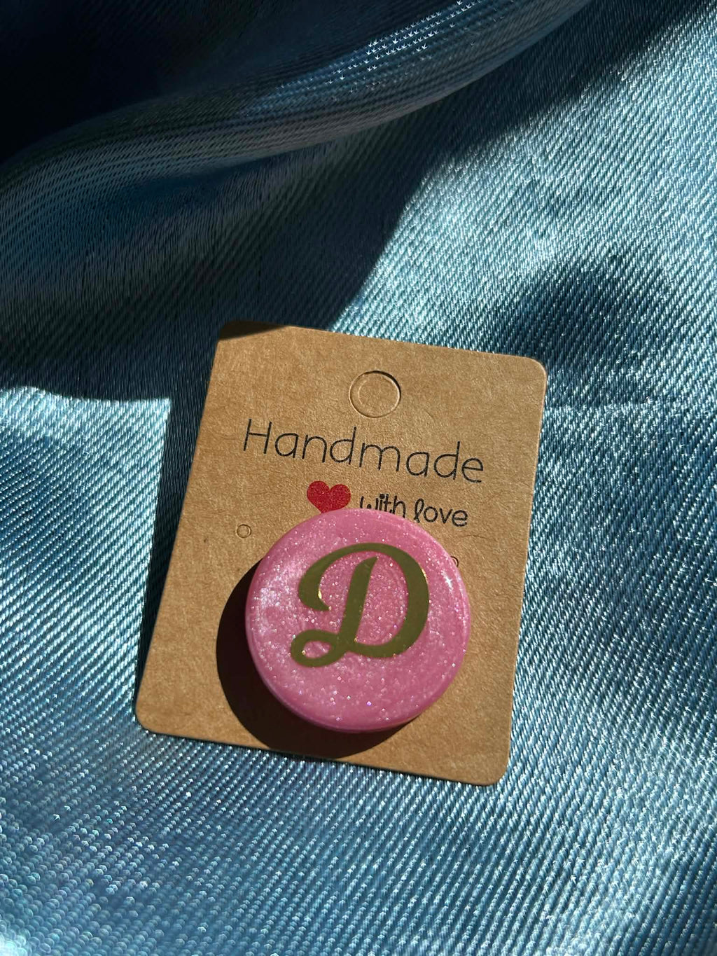Badge ronde personalisée avec lettre - pin/broche