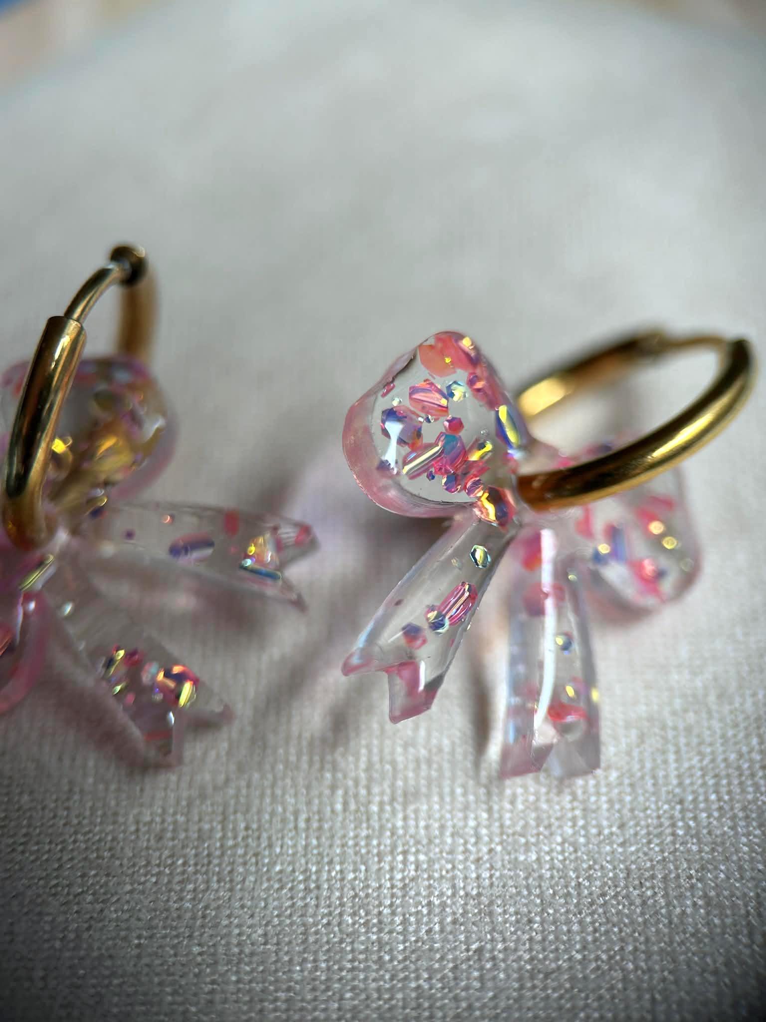 Boucles d'oreilles créoles et pampilles nœud