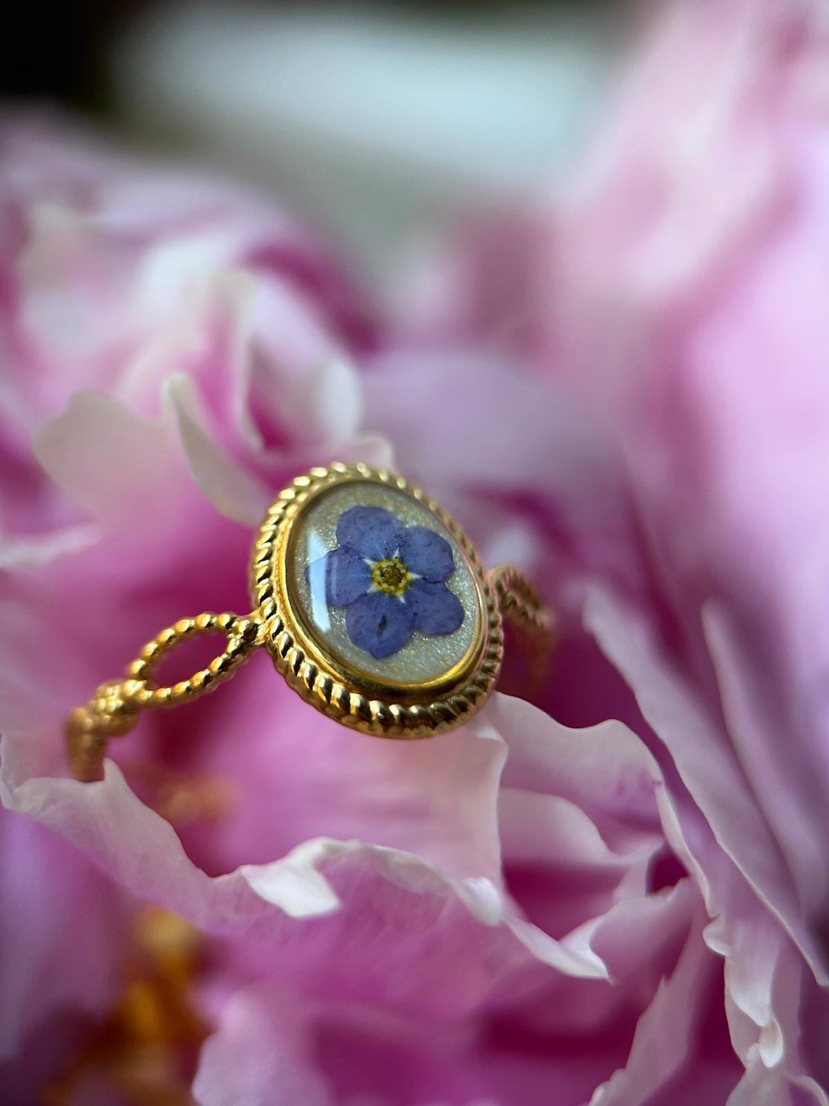 Bague doré ovale ajustable - fleur de myosotis