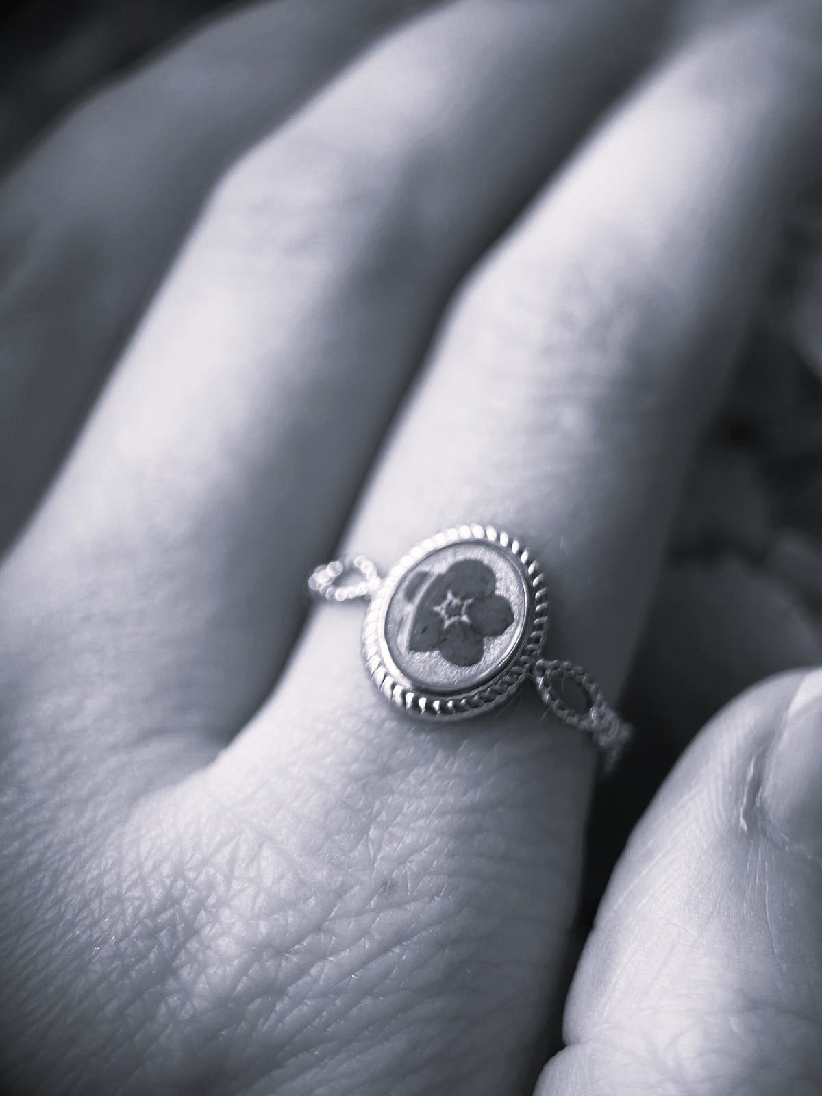 Bague doré ovale ajustable - fleur de myosotis