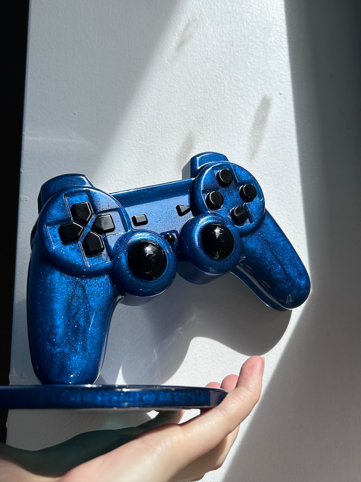 Manette de jeu PlayStation avec support - personnalisée en résine