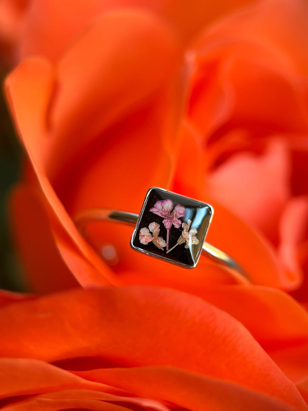 Bague ajustable argenté avec fleurs naturelles séchées - bague carré