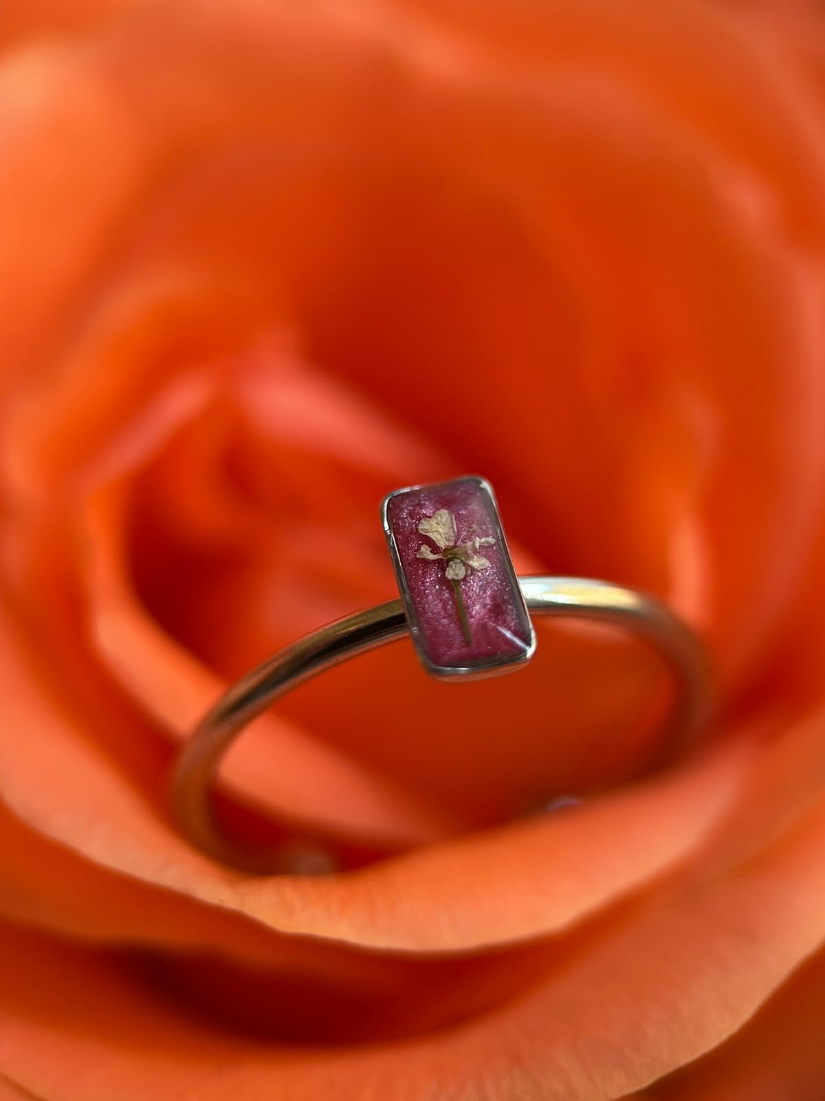 Bague ajustable argenté avec fleurs séchées