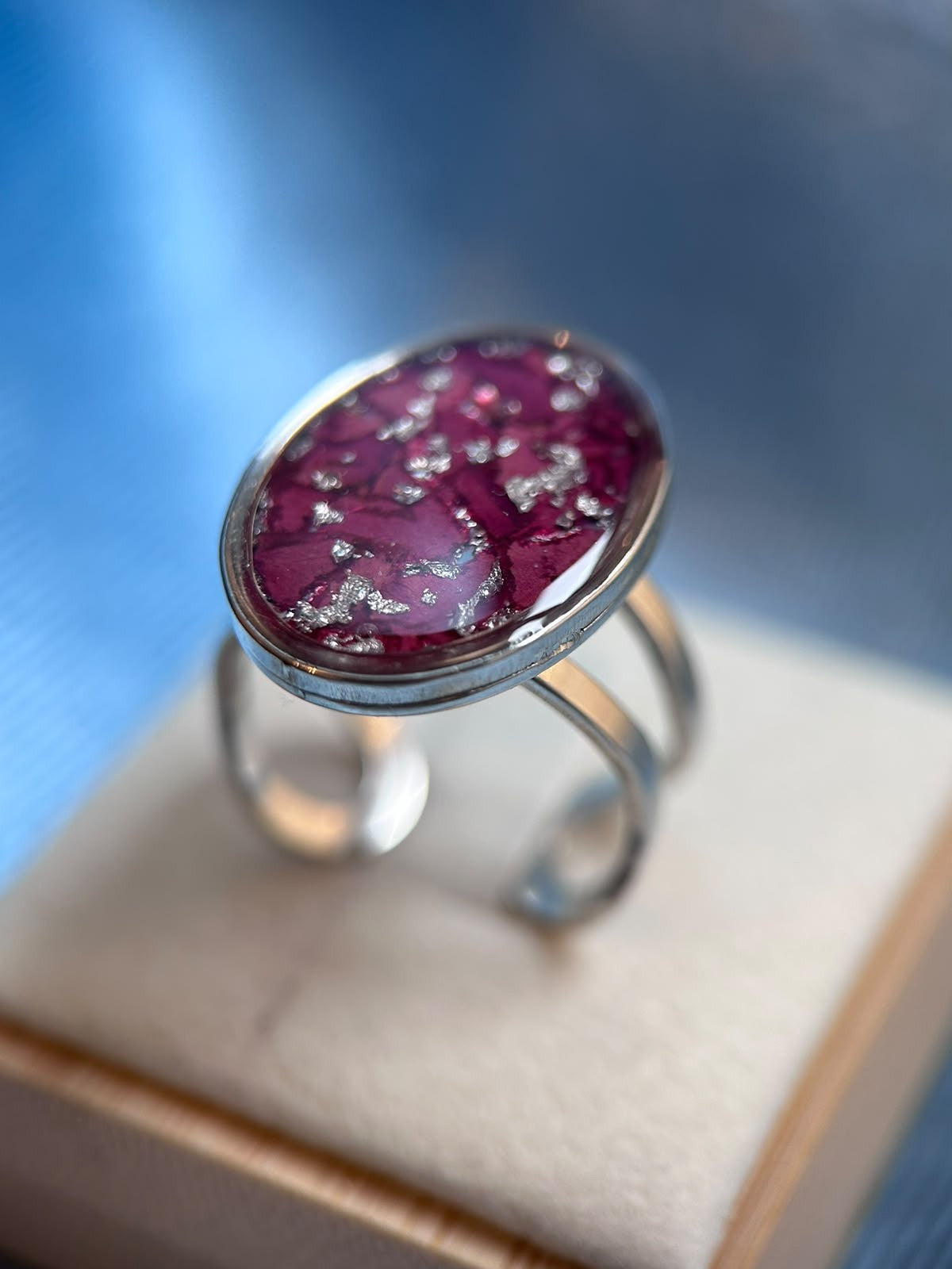 Bague ajustable argenté avec des vraies fleurs séchées