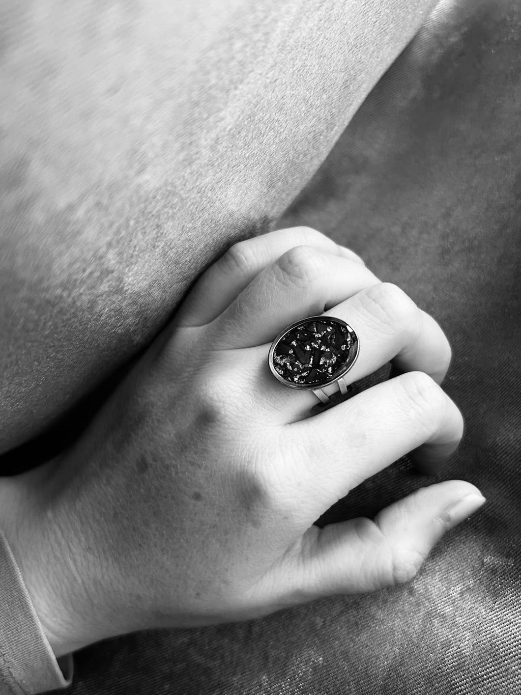 Bague ajustable argenté avec des vraies fleurs séchées