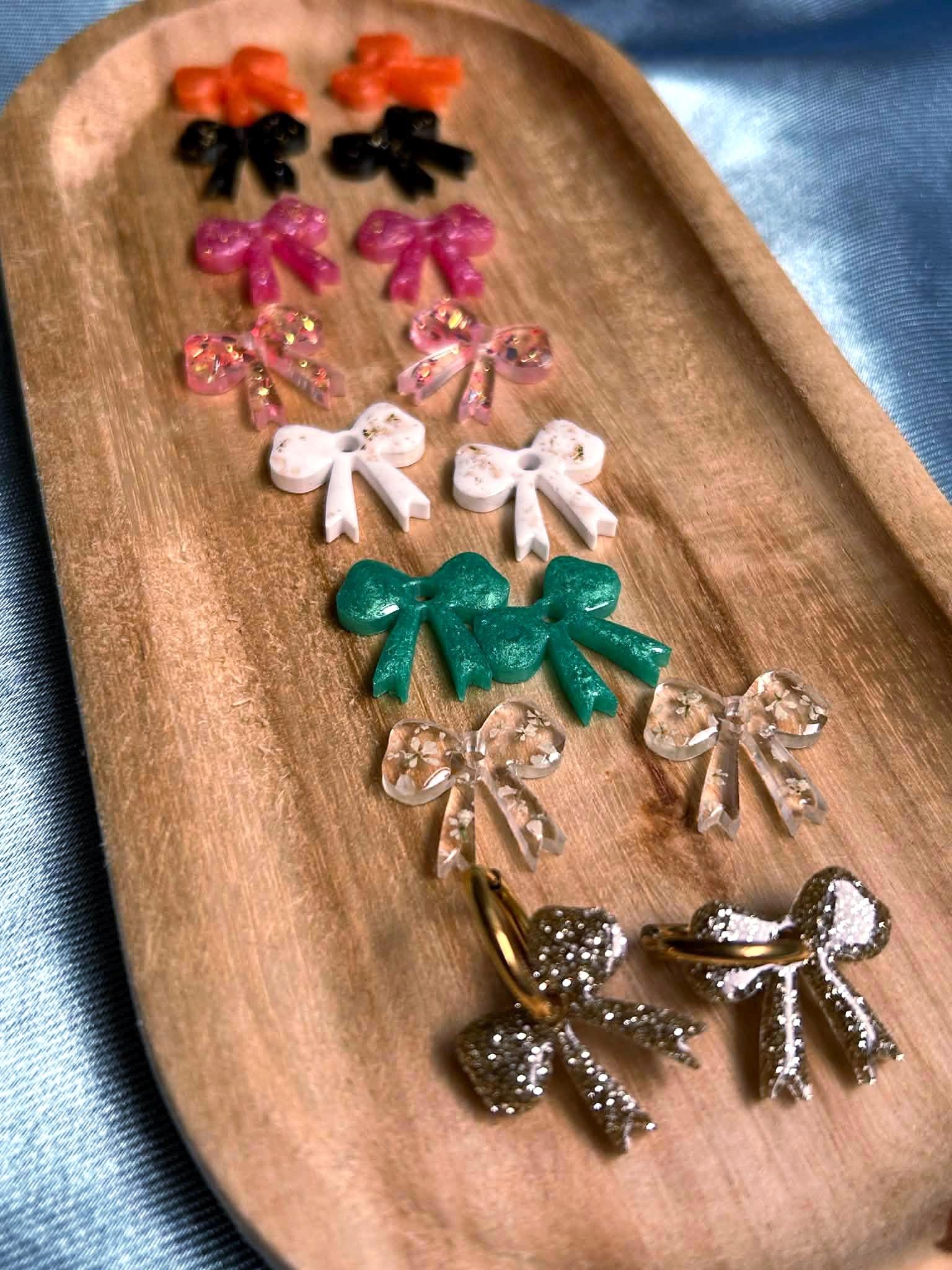 Boucles d'oreilles créoles et pampilles nœud