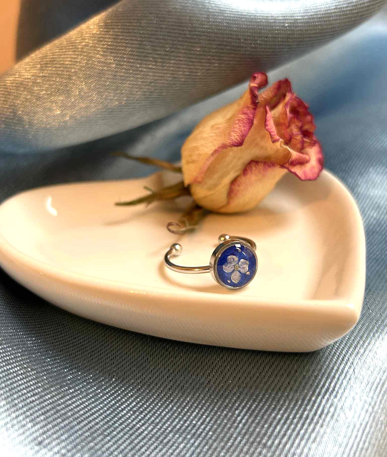 Bague argenté ajustable avec fleurs sechées - bijoux femme