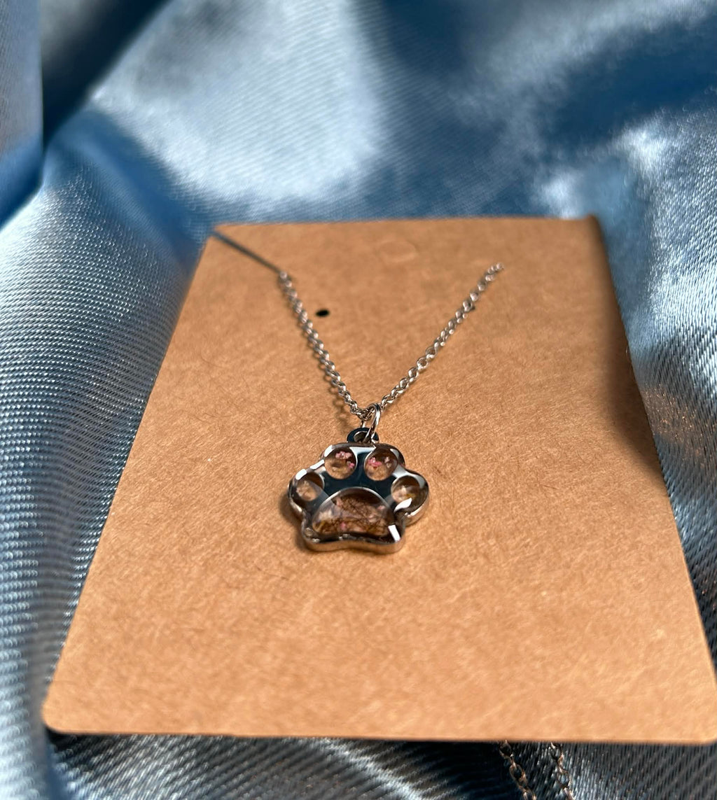 Collier avec pendentif patte de chein - personalisée avec polis