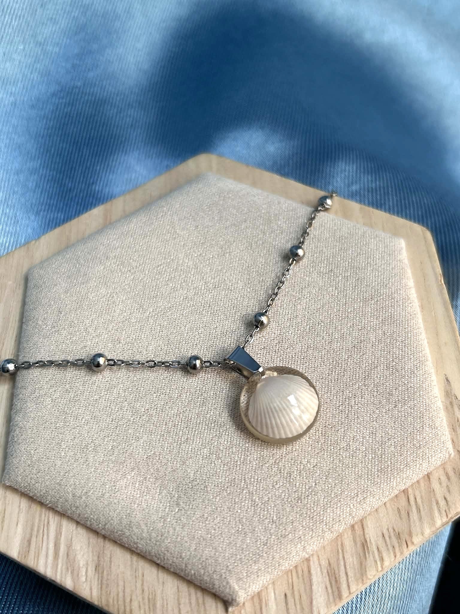Collier argenté en acier inoxydable - coquillages véritables - bijoux d'été