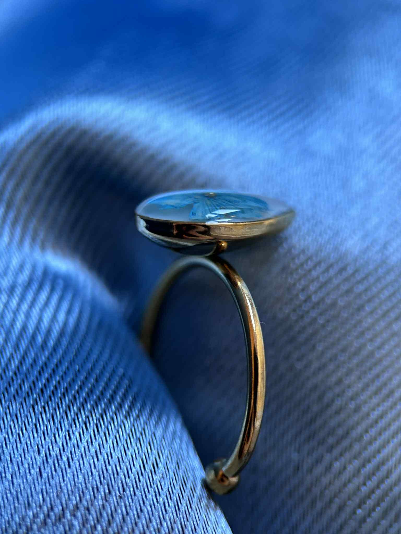 Bague réglable doré avec de vraie fleur séchée