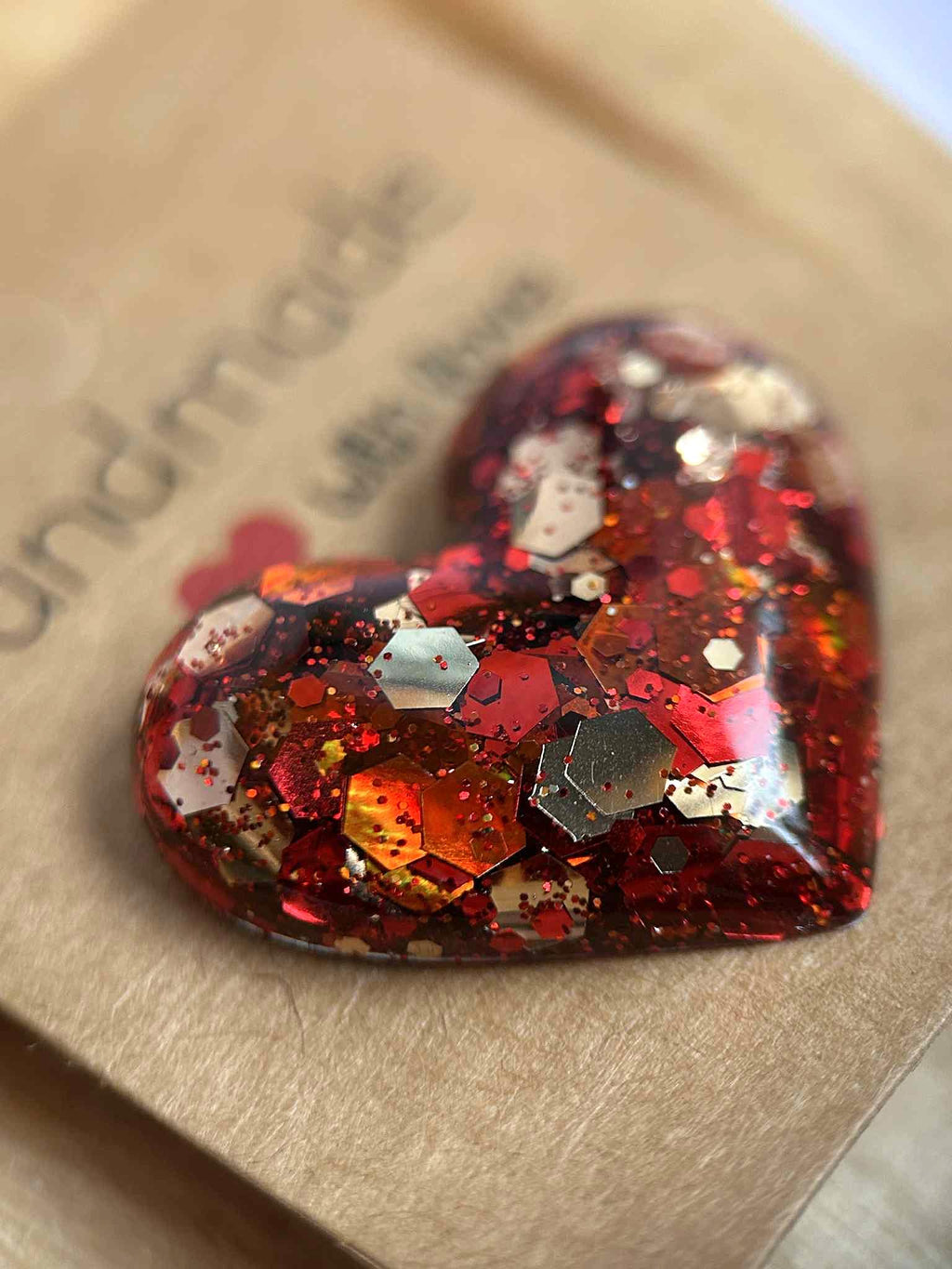 Pin's coeur en résine - broches femme - fleurs séchées