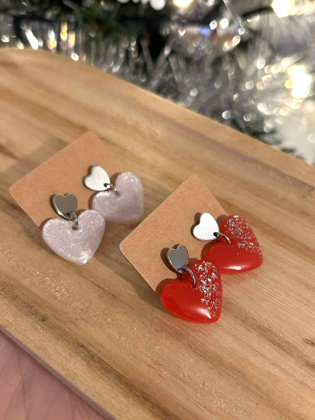 Boucles d'oreilles double cœur en résine - bijoux femme