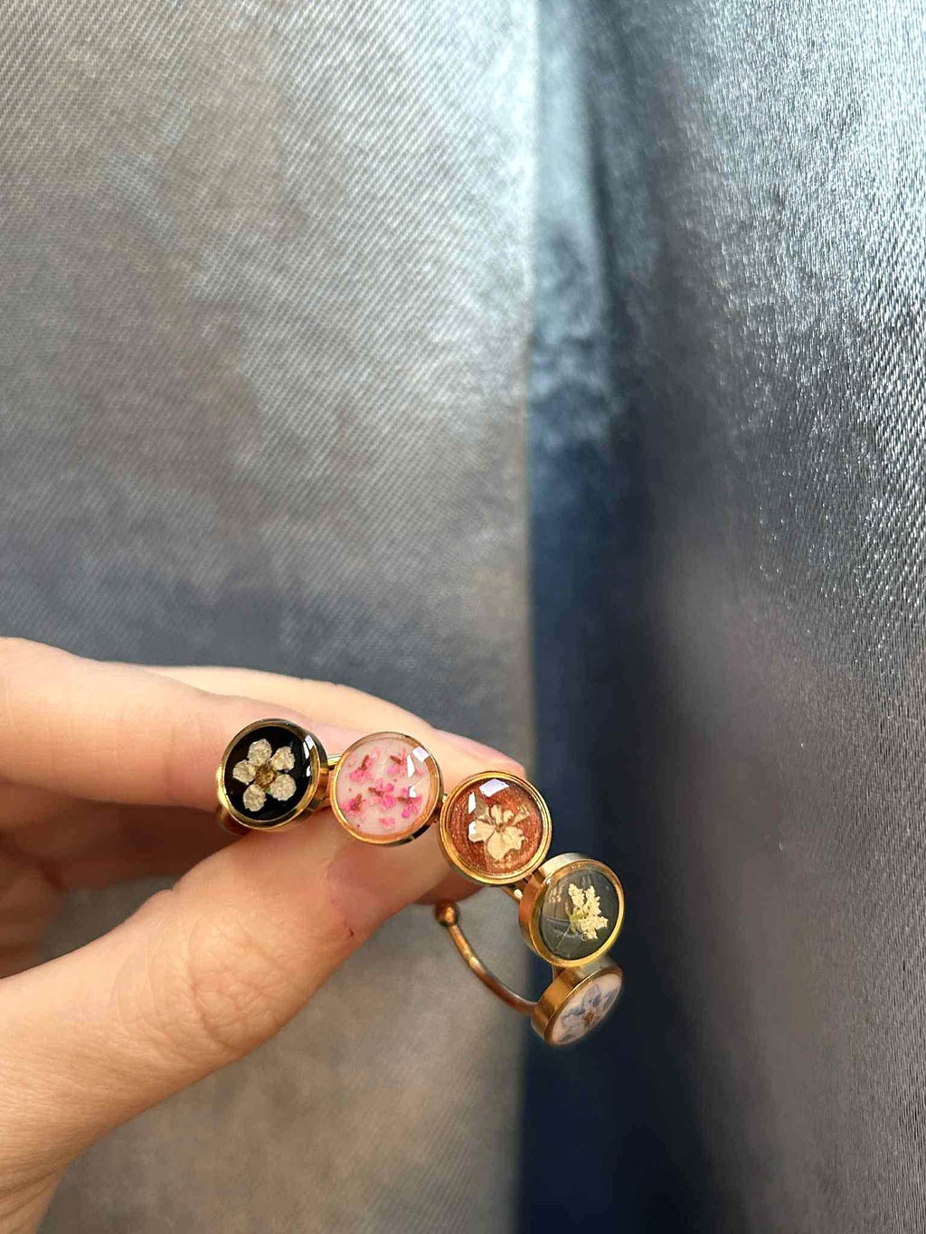 Bague ajustable doré - fleurs naturelles séchées - un cadeau parfait