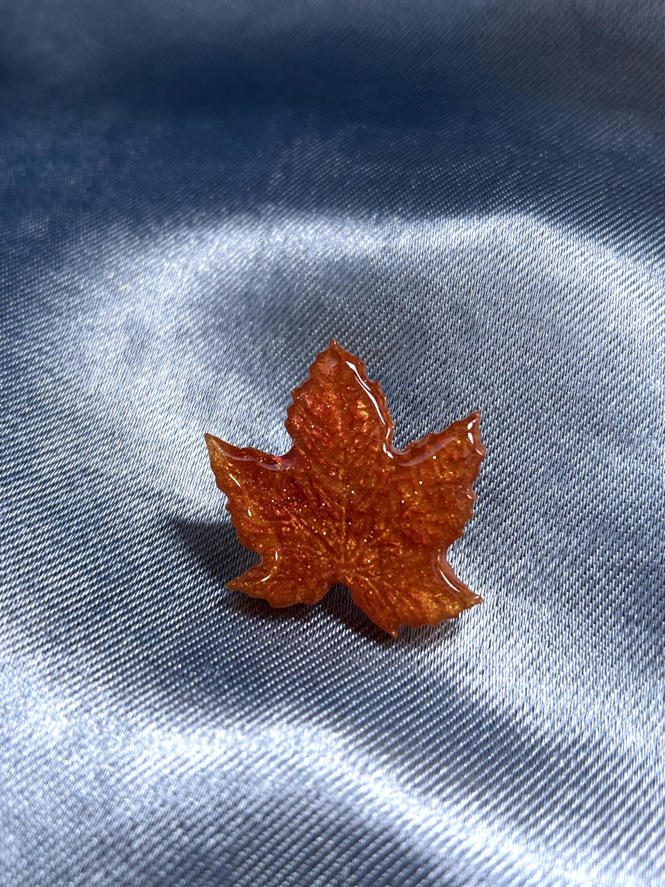 Broches en résine pour femmes, collection automne - feuille, hibou, papillon, fleur