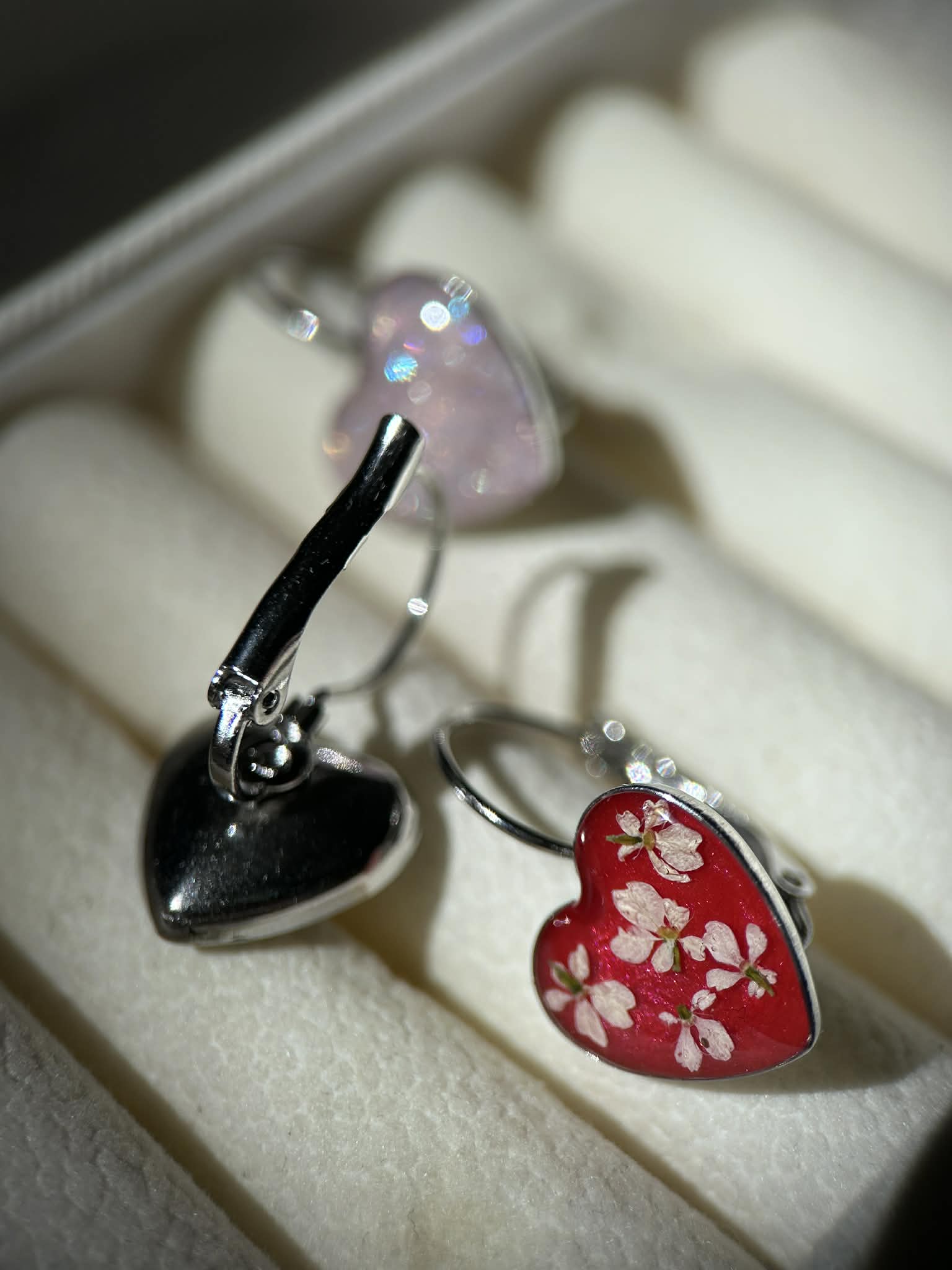 Boucles d'oreilles pendantes en forme de cœur - fleurs séchées