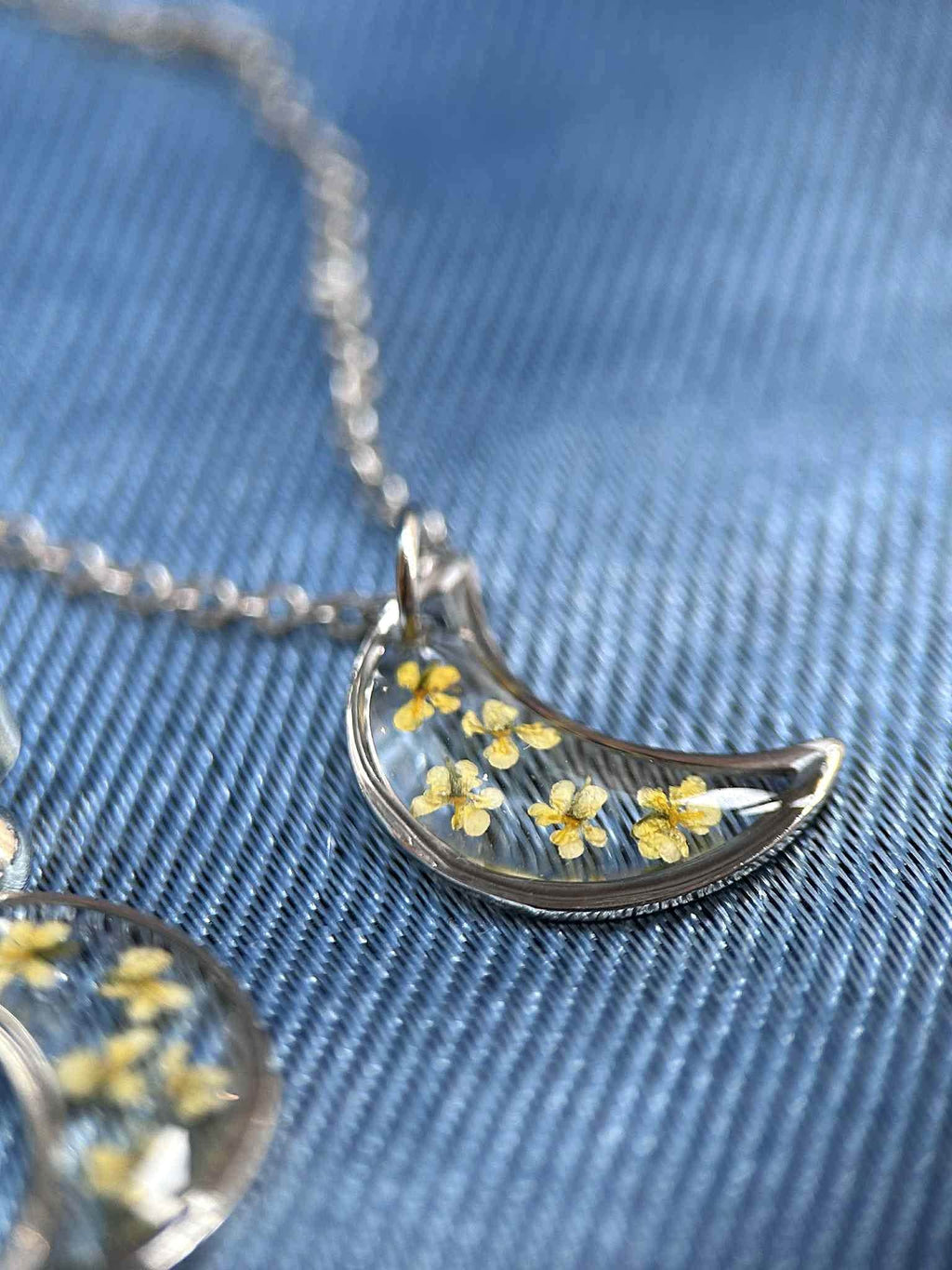 Parure de bijoux - lune - fleurs séchées