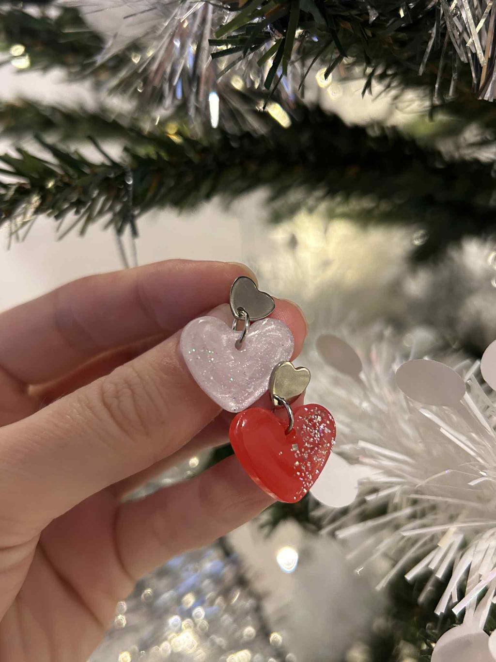 Boucles d'oreilles double cœur en résine - bijoux femme