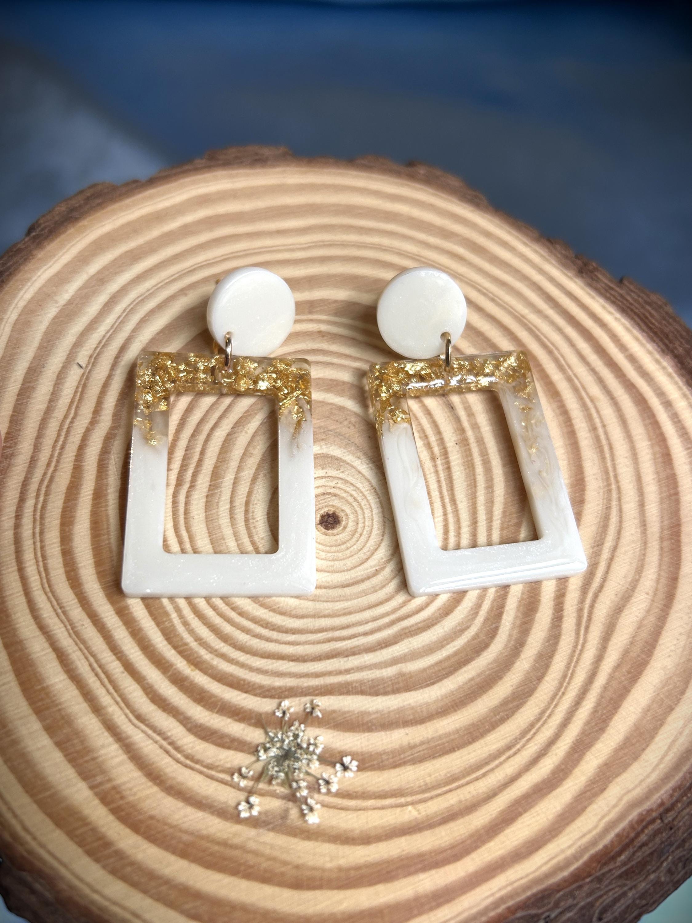 Boucles d'oreilles rectangulaires en résine