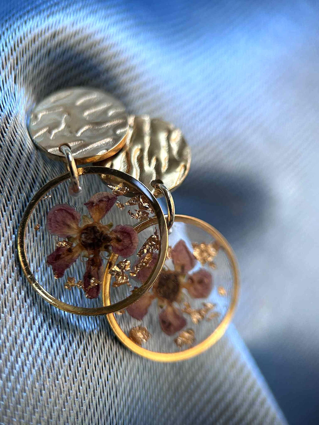 Parure de bijoux doré - fleurs naturelles séchées