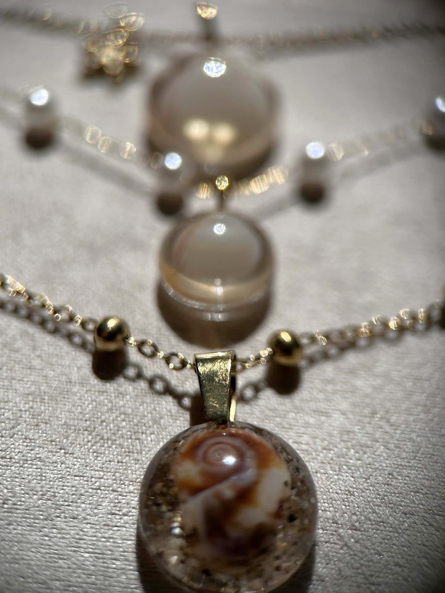 Collier doré en acier inoxydable - coquillages véritables - bijoux d'été